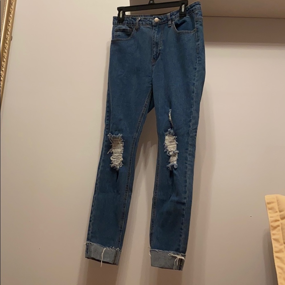 Fashion Nova ripped jeans